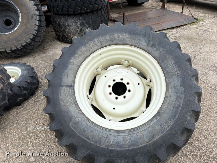 image for item EO8707 (4) tires and wheels