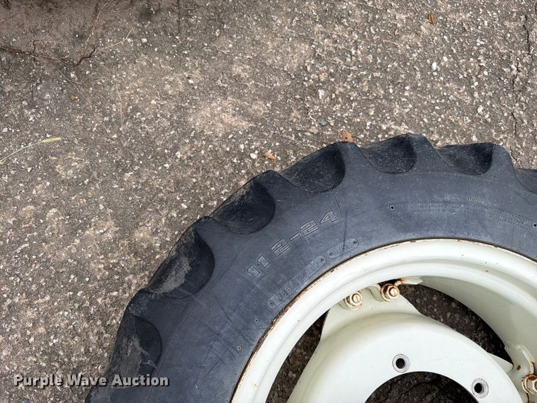 image for item EO8707 (4) tires and wheels