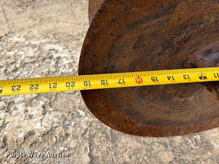image for item EO8715 Kewanee 775 double off-set disk
