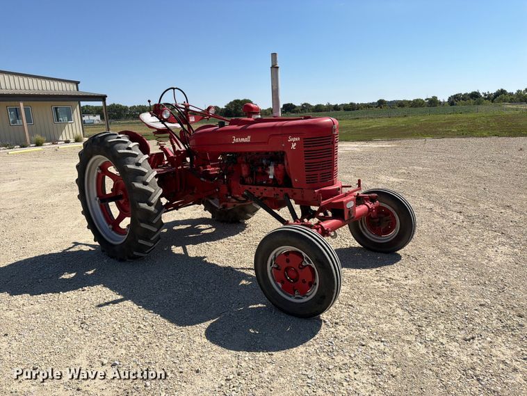 image for item EP7512 1953 International Harvester Farmall Super H tractor
