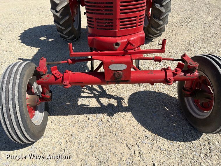 image for item EP7512 1953 International Harvester Farmall Super H tractor