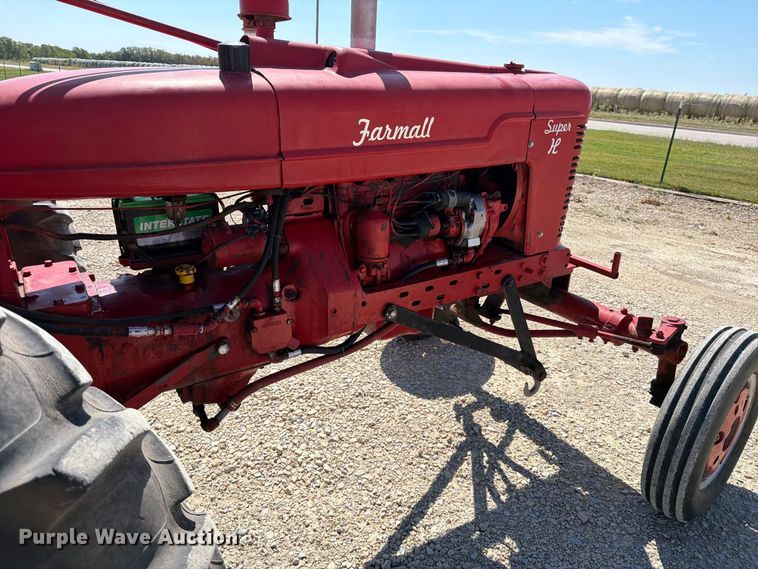 image for item EP7512 1953 International Harvester Farmall Super H tractor