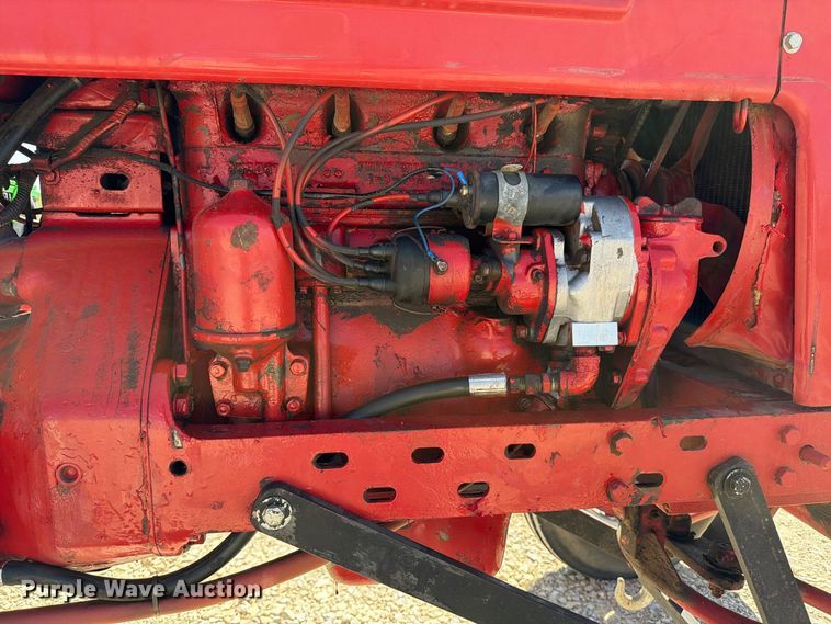image for item EP7512 1953 International Harvester Farmall Super H tractor