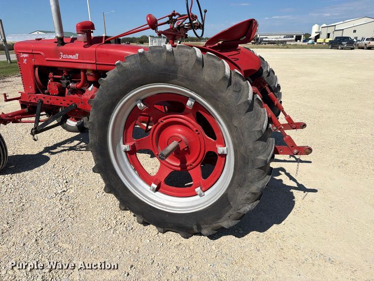 image for item EP7512 1953 International Harvester Farmall Super H tractor