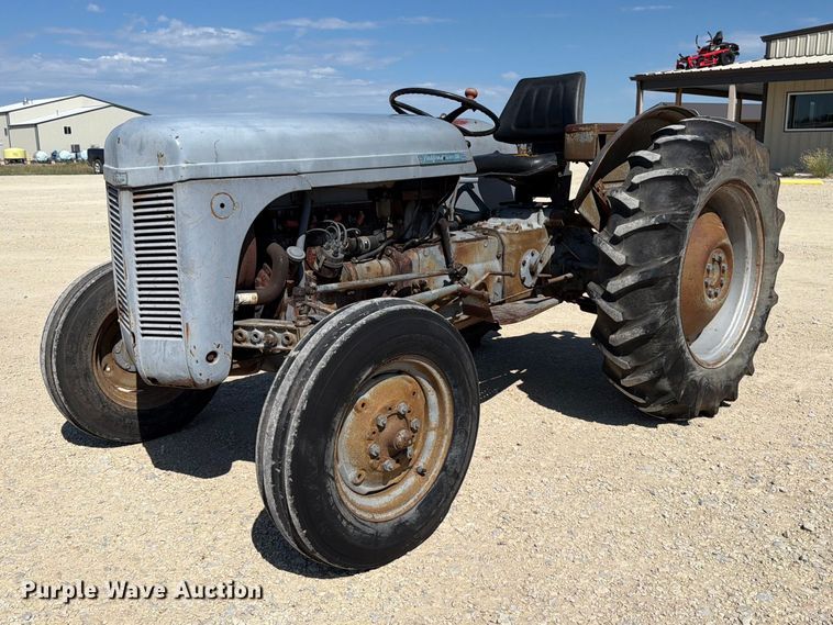 1954 Ferguson TO-30 tractor