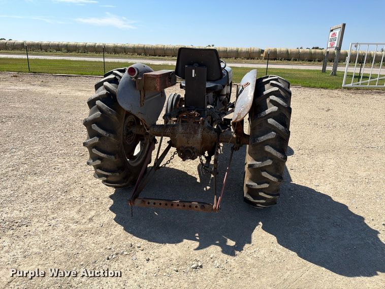 image for item EP7513 1954 Ferguson TO-30 tractor