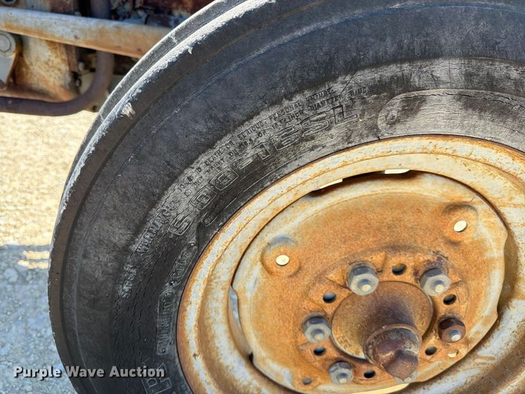 image for item EP7513 1954 Ferguson TO-30 tractor