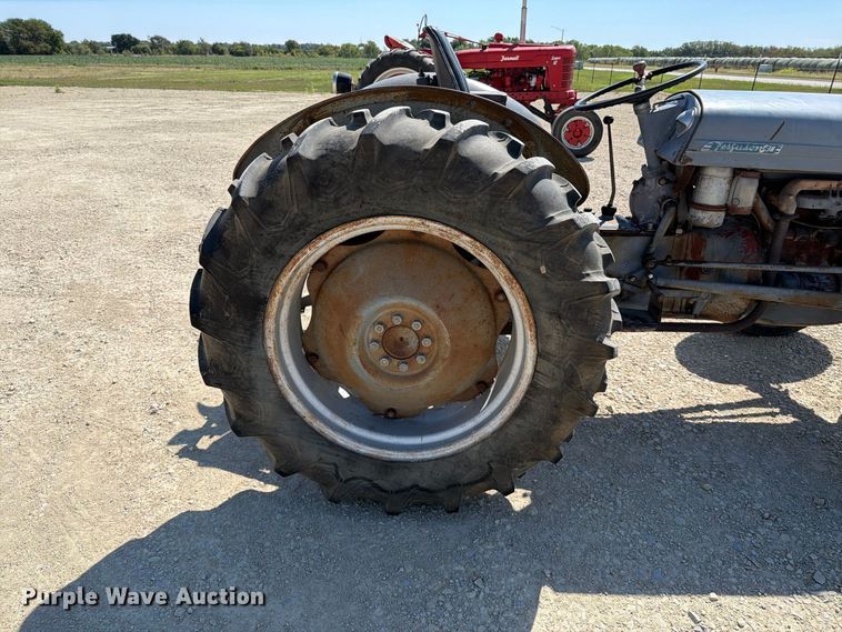 image for item EP7513 1954 Ferguson TO-30 tractor