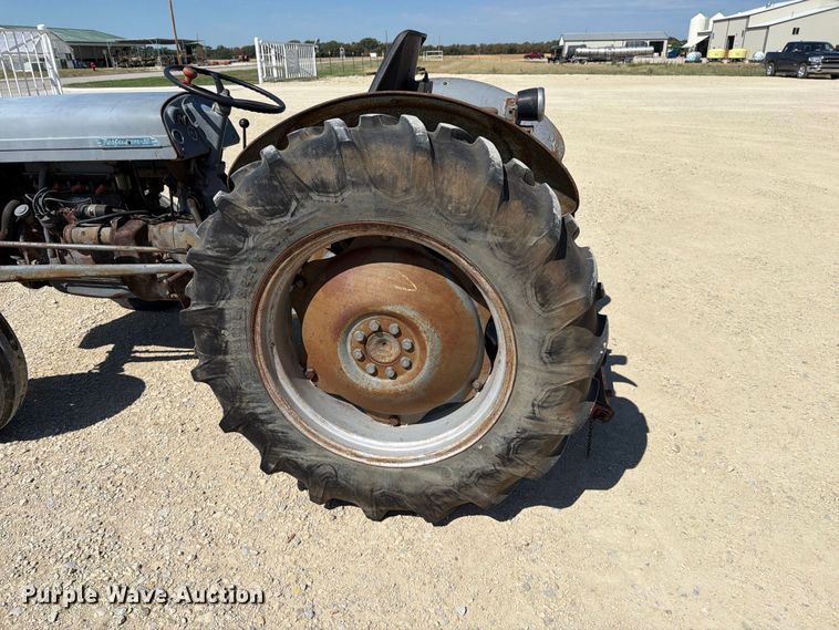 image for item EP7513 1954 Ferguson TO-30 tractor