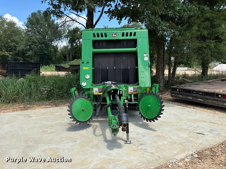 image for item ER3233 2023 John Deere 450E Round Baler