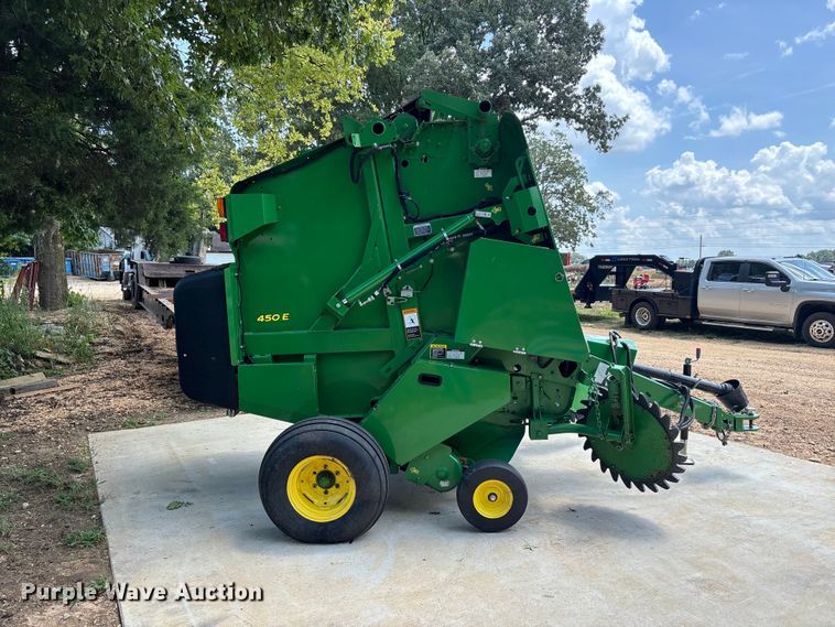 image for item ER3233 2023 John Deere 450E Round Baler