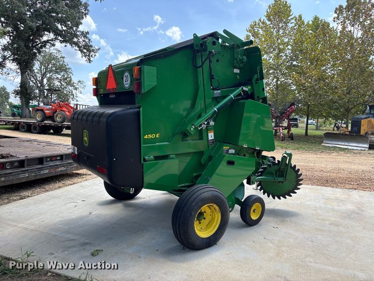 image for item ER3233 2023 John Deere 450E Round Baler