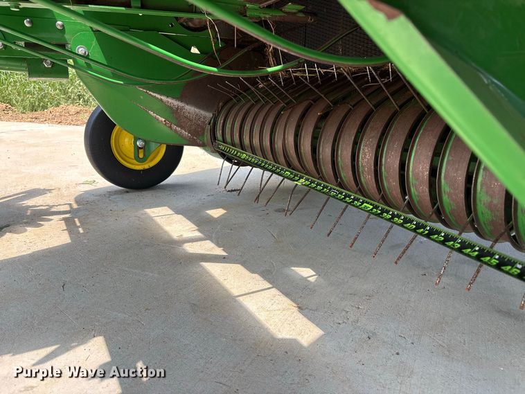 image for item ER3233 2023 John Deere 450E Round Baler