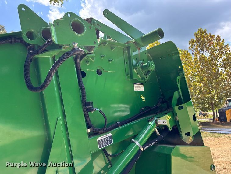 image for item ER3233 2023 John Deere 450E Round Baler