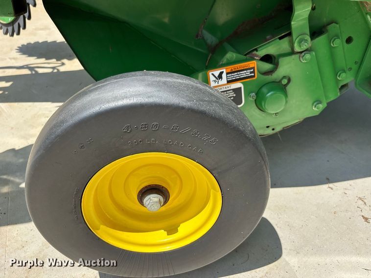 image for item ER3233 2023 John Deere 450E Round Baler