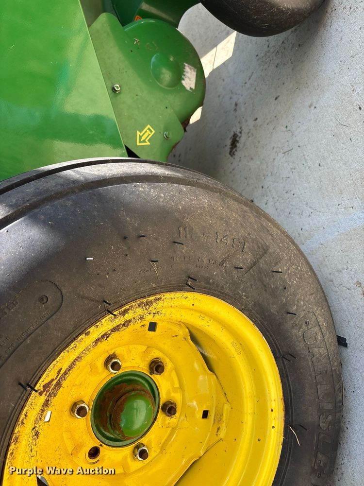 image for item ER3233 2023 John Deere 450E Round Baler