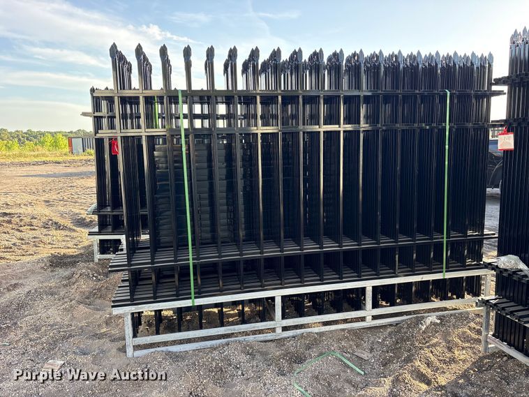 image for item ES8056 (22) 2024 EINGP F10 fence panels