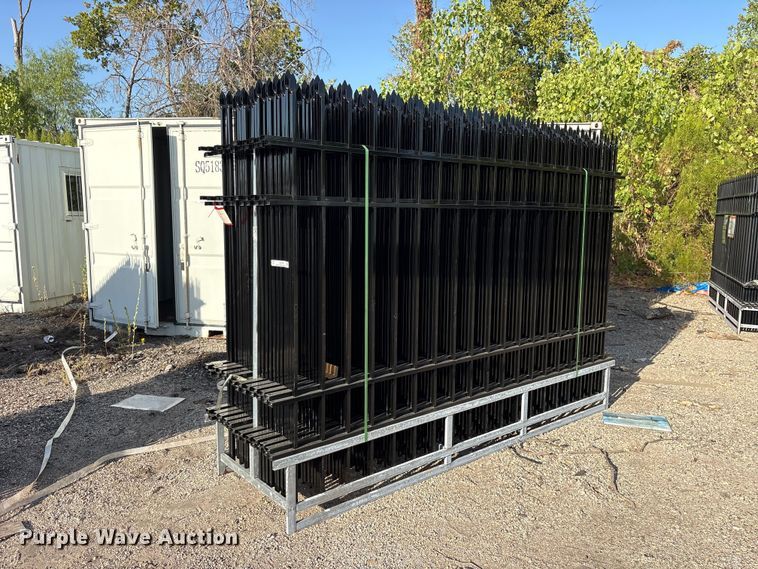 (22) 2024 EINGP F10 fence panels