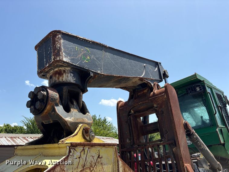 image for item ET0321 2012 John Deere 648H skidder