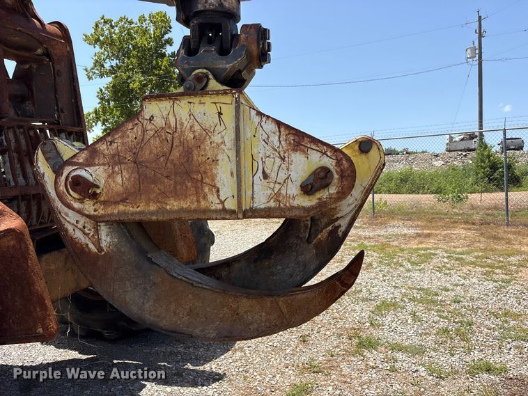 image for item ET0321 2012 John Deere 648H skidder