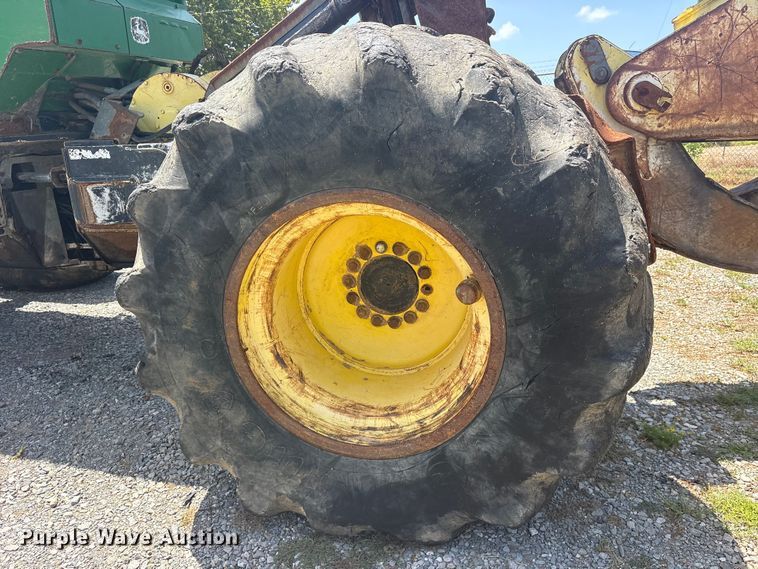 image for item ET0321 2012 John Deere 648H skidder