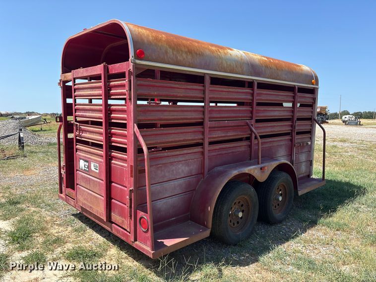 image for item ET0405 2004 W-W Trailer Manufacturers livestock trailer
