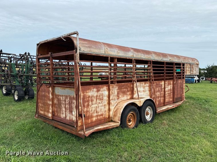 image for item ET6354 Chief's Trailer Mfg. livestock trailer