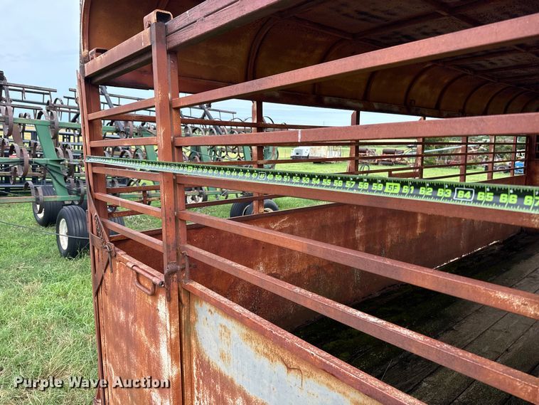 image for item ET6354 Chief's Trailer Mfg. livestock trailer