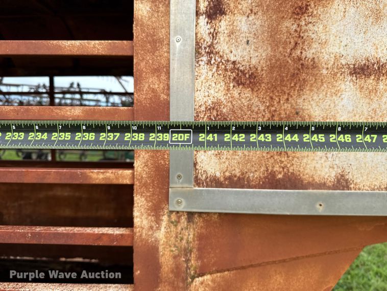 image for item ET6354 Chief's Trailer Mfg. livestock trailer