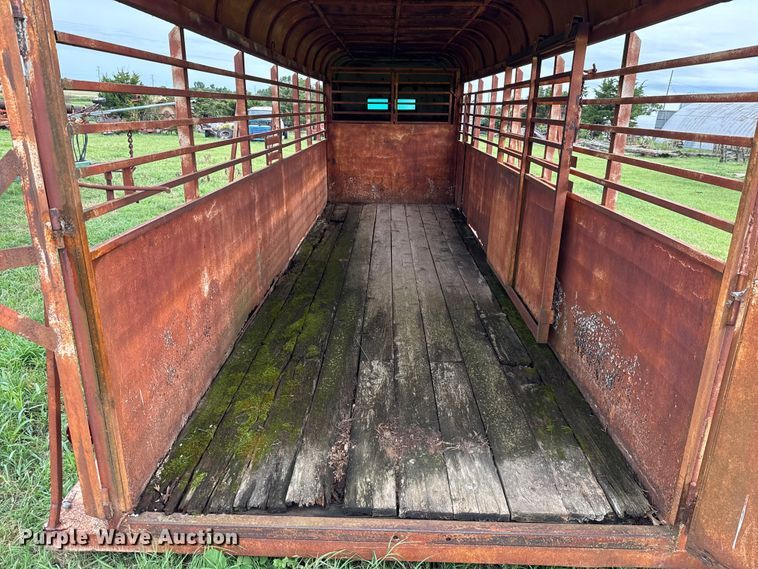 image for item ET6354 Chief's Trailer Mfg. livestock trailer
