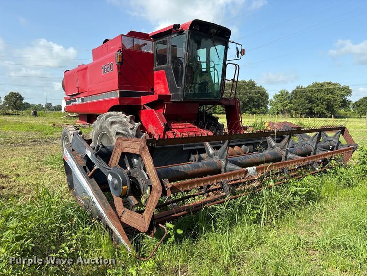 image for item EU0708 Case IH 1660 RWA combine