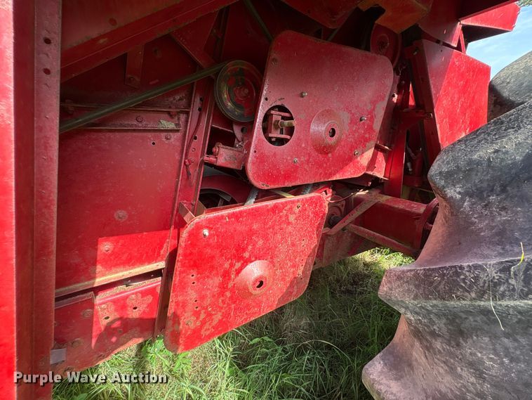 image for item EU0708 Case IH 1660 RWA combine
