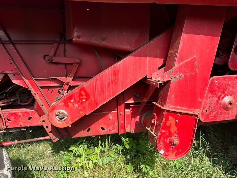 image for item EU0708 Case IH 1660 RWA combine
