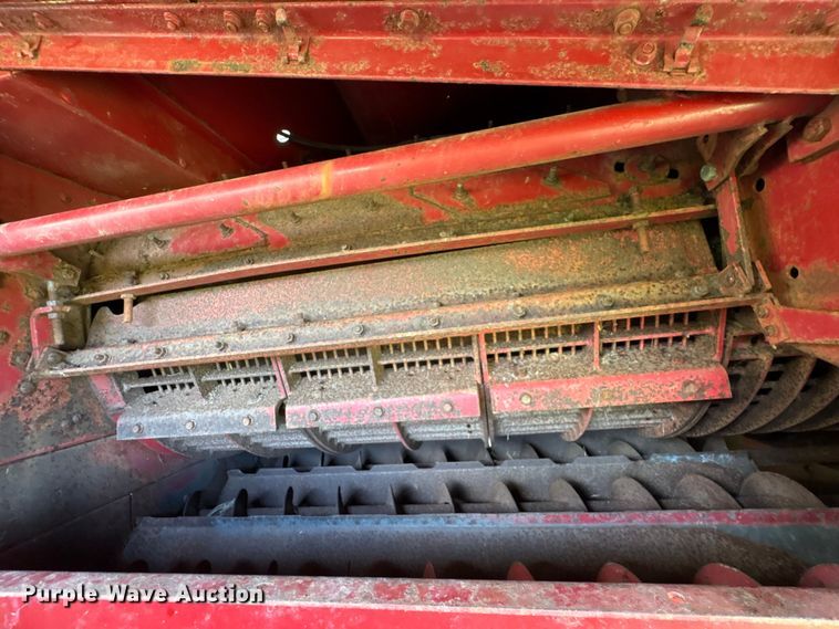 image for item EU0708 Case IH 1660 RWA combine