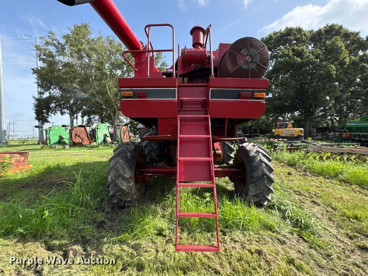 image for item EU0708 Case IH 1660 RWA combine