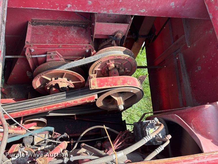 image for item EU0708 Case IH 1660 RWA combine