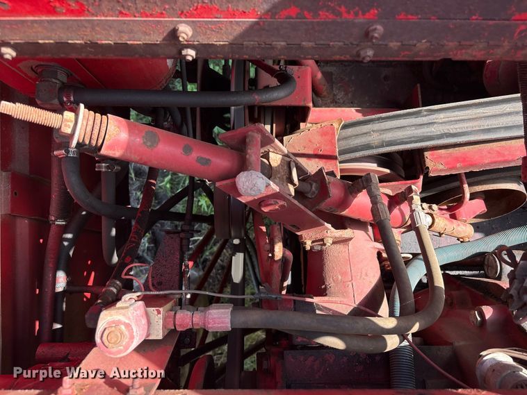 image for item EU0708 Case IH 1660 RWA combine