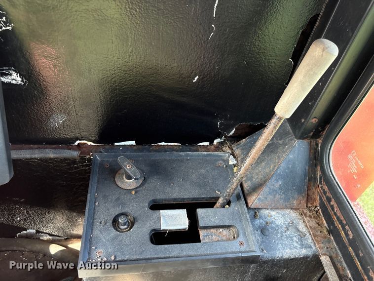 image for item EU0708 Case IH 1660 RWA combine