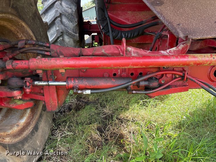 image for item EU0708 Case IH 1660 RWA combine
