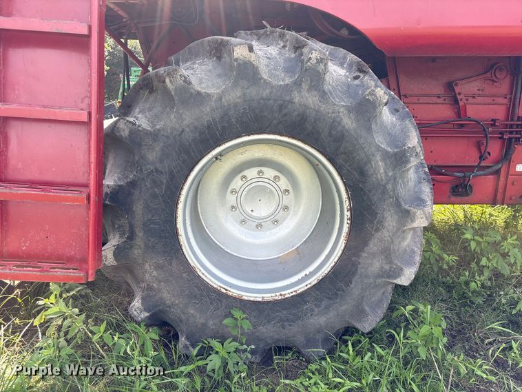 image for item EU0708 Case IH 1660 RWA combine