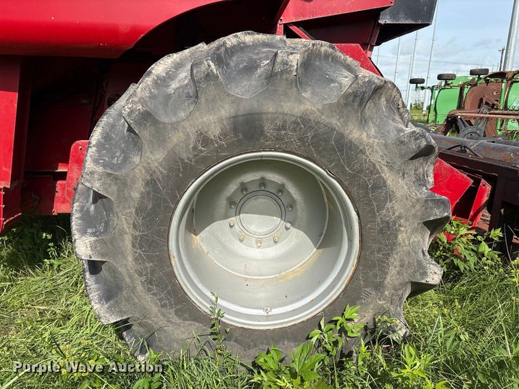 image for item EU0708 Case IH 1660 RWA combine