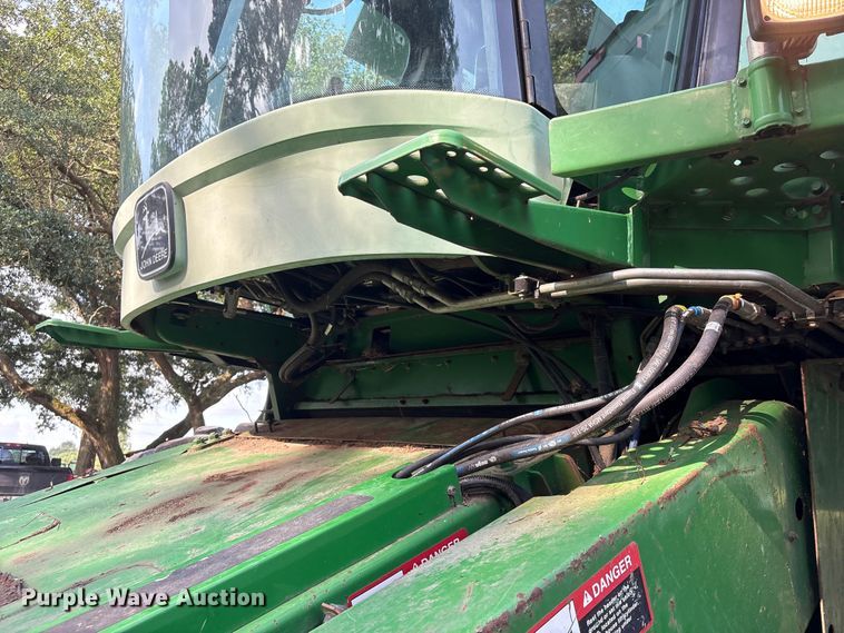 image for item EU0709 John Deere CTS II RWA combine