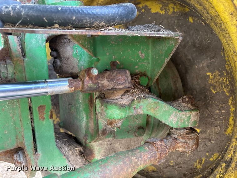image for item EU0709 John Deere CTS II RWA combine