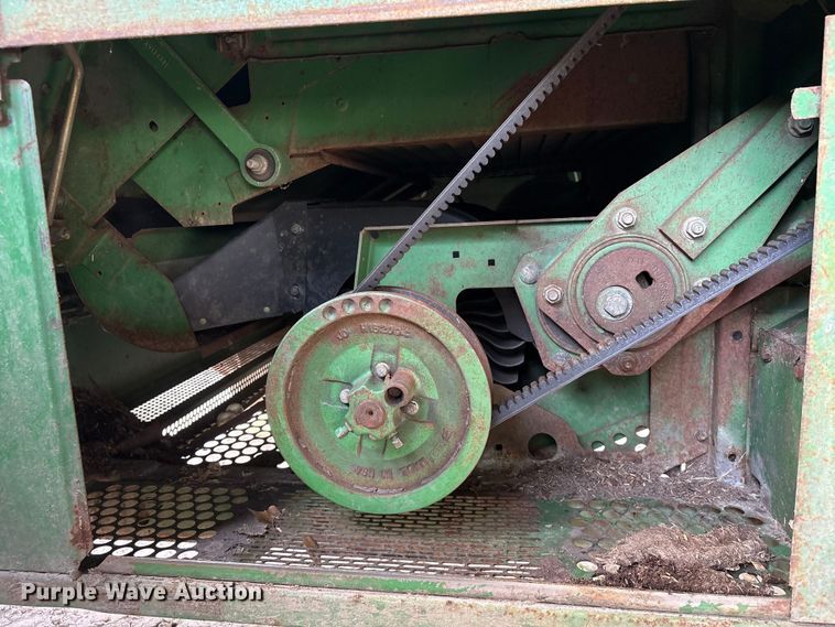 image for item EU0709 John Deere CTS II RWA combine