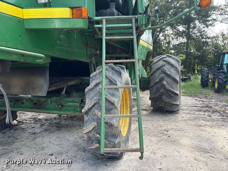 image for item EU0709 John Deere CTS II RWA combine