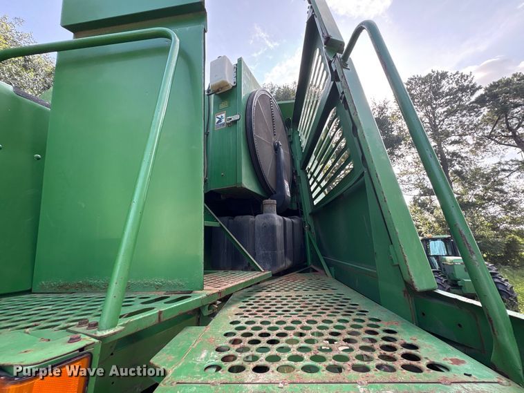 image for item EU0709 John Deere CTS II RWA combine