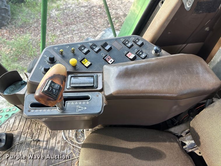 image for item EU0709 John Deere CTS II RWA combine