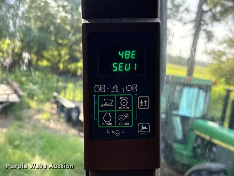 image for item EU0709 John Deere CTS II RWA combine