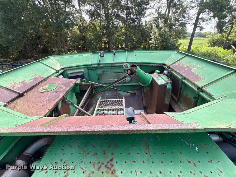 image for item EU0709 John Deere CTS II RWA combine