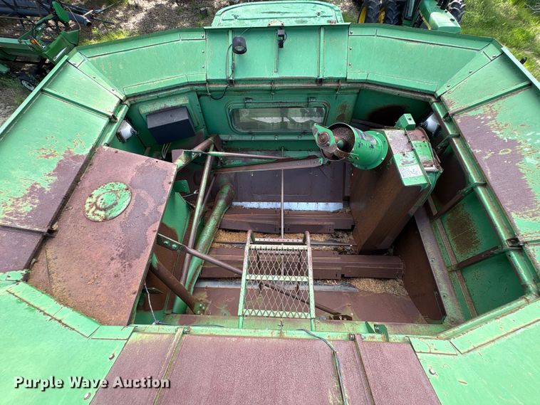image for item EU0709 John Deere CTS II RWA combine